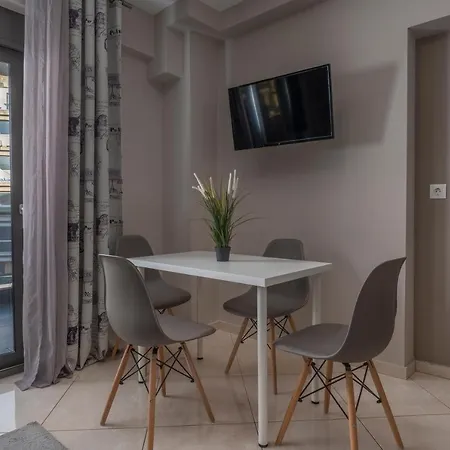 Antigonidon Square 4 *