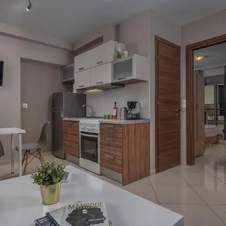 Antigonidon Square 4 Salonicco